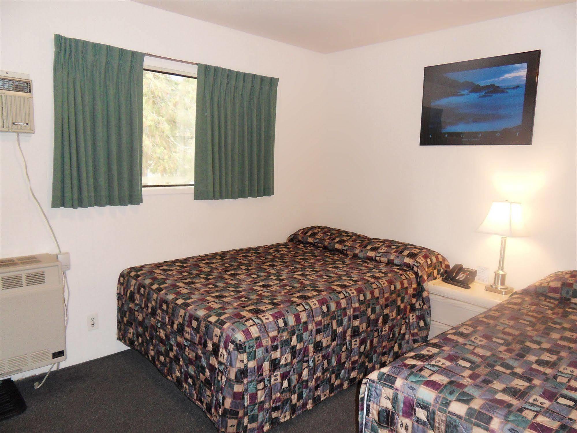 The Hitching Post Motel Pemberton Εξωτερικό φωτογραφία